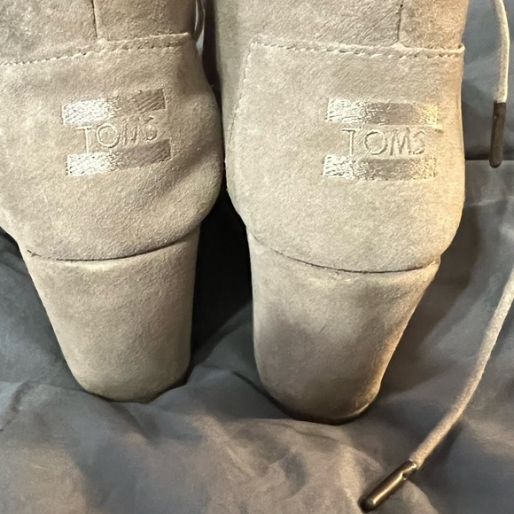 EUC Toms Womens 9 Desert Wedge Bootie - Picture 3 of 6